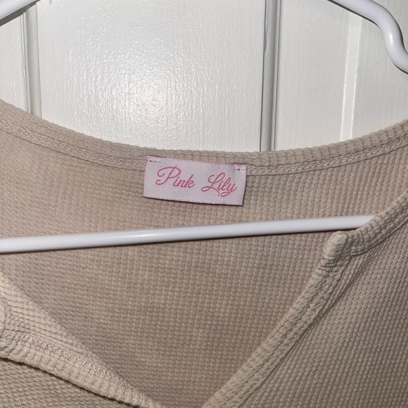 Pink Lily Waffle Top - Picture 2 of 3